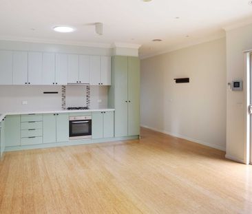 17 Wright Street, Reservoir VIC 3073 - Photo 6