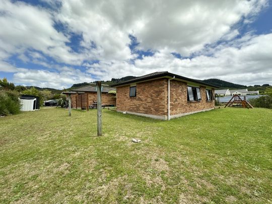 Single Level Executive Home - 4 Bedrooms - Riverstone Terrace - Photo 1