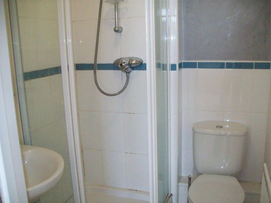 2 BED Apartment To rent - Photo 1