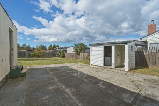 Spacious 3-Bedroom Family Home - Photo 1