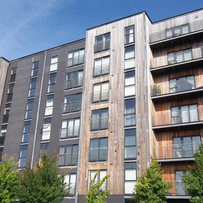 2 bedroom flat to rent - Photo 2