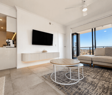 Stunning Two-Bedroom Waterfront Apartment - Photo 3