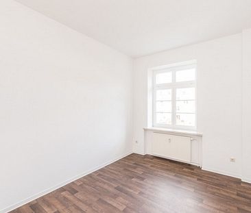 Sofort bezugsfertige Altbauwohnung mit ganz viel Licht - Photo 3