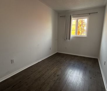 For Lease - 127 Galleria Parkway, Markham, Ontario - Photo 5