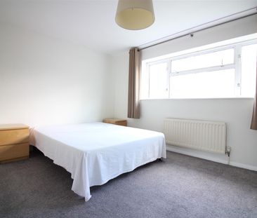 Wordsworth Way, West Drayton - Photo 3