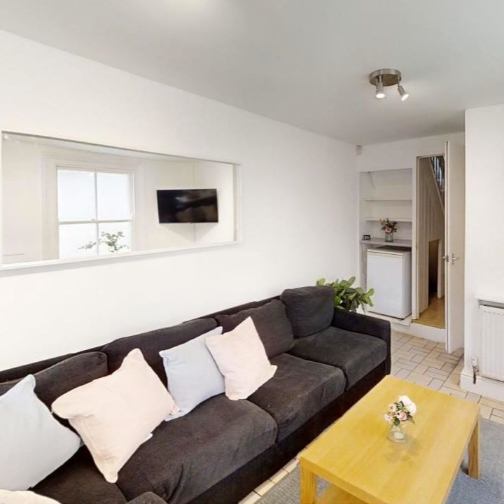 6 Bed Terraced House, Stanbury Avenue, BS16 - Photo 1