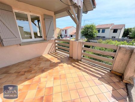Location Maison 7 pièces 124m² CHATEAUGAY 63119 - Photo 3