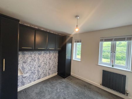 3 bedroom semi-detached house to rent - Photo 5