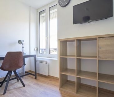 MALDAN Roommate 5 Bedrooms at Reims - Photo 2