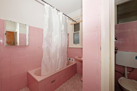 70 Pacific Highway, Jewells NSW 2280 - House For Rent | Domain - Photo 4