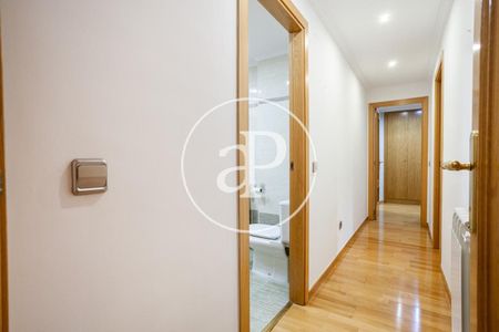 Flat for rent in Picasso street. - Foto 2