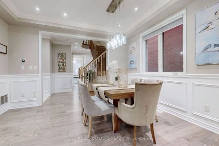 Detached Home For Lease | W9031533 - Photo 3