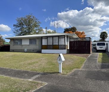 Light-Filled Comfort in a Prime Location - Photo 4