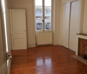 Appartement T2 A Louer - Lyon 6eme Arrondissement - 52.43 M2 - Photo 2