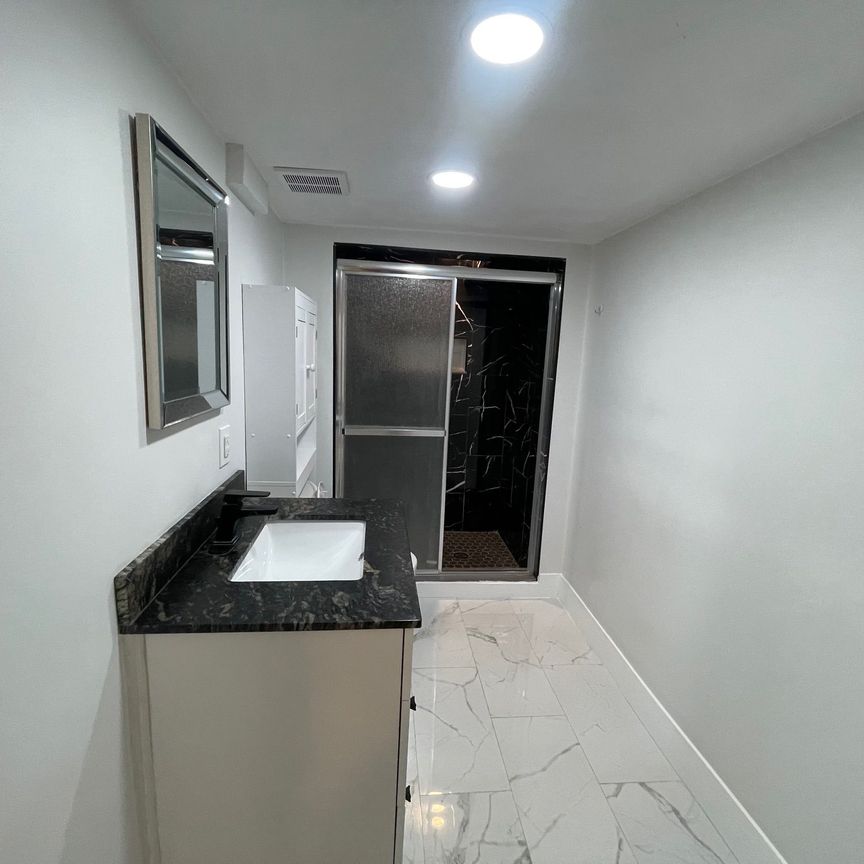 For Lease - 493 Upper Gage Avenue Unit# lower, Hamilton, Ontario - Photo 1