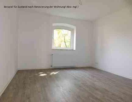 Schöne 2-Raumwohnung im 4. OG mit toller Aussicht... teilrenoviert!!! - Photo 1