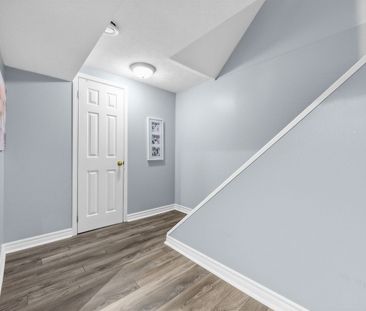 For Lease - 15 Fulton Crescent, Whitby, Ontario - Photo 2
