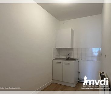 Location Appartement 2 pièces 71m² - Photo 3