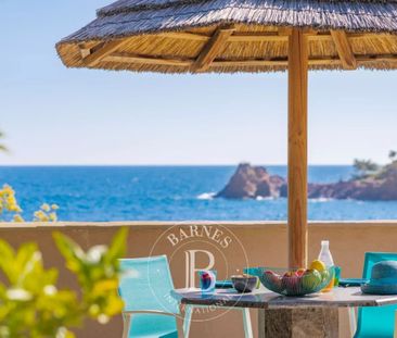 THÉOULE-SUR-MER - VILLA PROVENÇALE FACE A LA MER - Photo 6