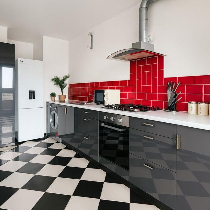 2 bedroom flat to rent - Photo 1