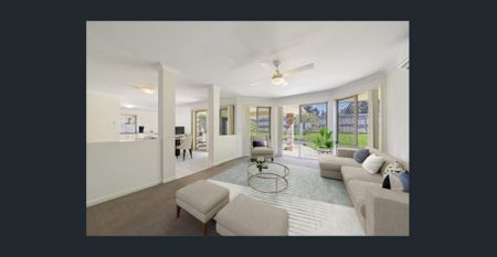 Fresh, Spacious & Perfectly Positioned - Photo 5