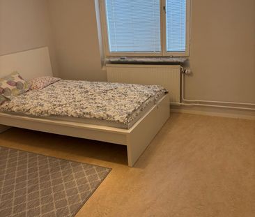 Frihetsvägen, Järfälla - Photo 2
