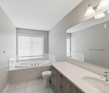 1689 Tenley Dr, Kingston, ON K7P 0S5 - Photo 3