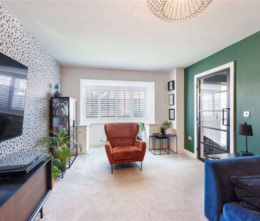 A superb four bedroom detached home with open plan living, set with... - Photo 2