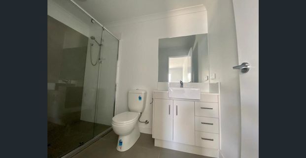 Modern Living - Photo 1