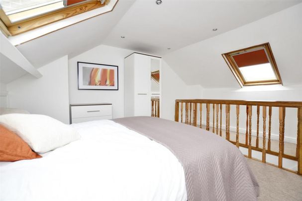 4 bedroom terraced house to rent - Photo 1
