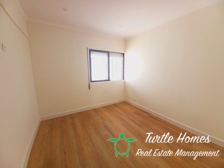 TH2023489 - Stunning Semidetached House - Photo 4