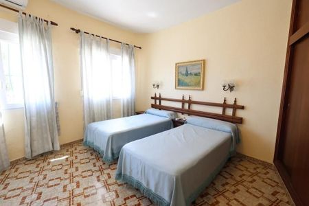 Luxury 5 room Detached House for rent in Cabo Roig, Valencia - Photo 4