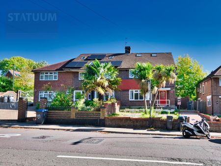 5 bedroom semi-detached house to rent - Photo 3
