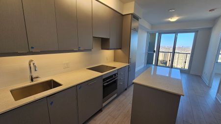 For Lease - 30 Elm Drive Unit# 2403, Mississauga, Ontario - Photo 5