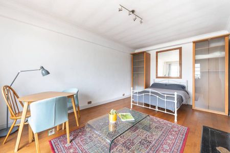 Studio to rent - Photo 3