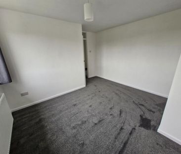 3 bedroom House To Let - Photo 4