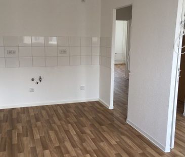 Schick renovierte 3 Zimmer in der 4. Etage ab März - Photo 4