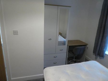 2 bedroom house share to rent - Photo 4