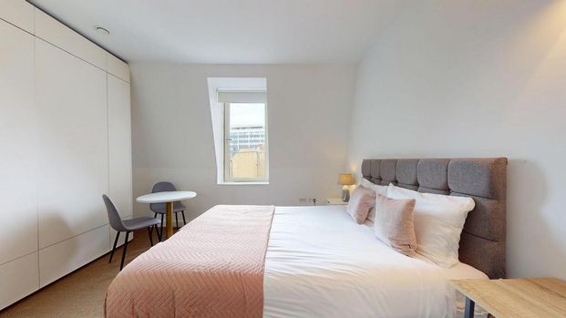 Studio to rent - Photo 1