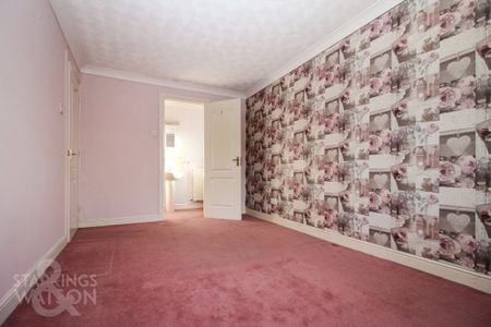 The Green, Earsham, Bungay - Photo 5