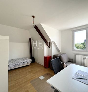 Maison • Vieux Croissy - Photo 2