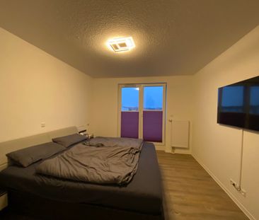 Traumhafte 3-Zi Whg. mit großer Dachterrasse zu vermieten! - Photo 2