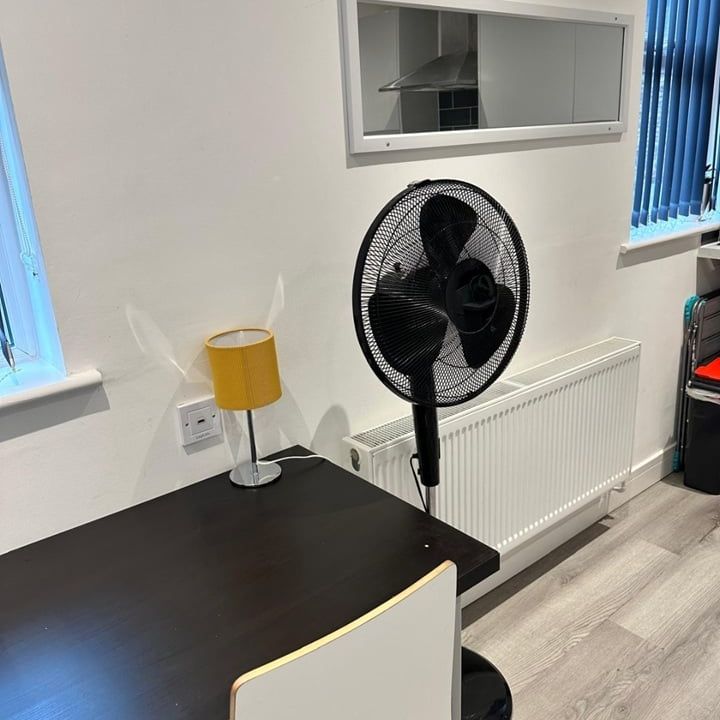 Studio Flat, London, SE5 - Photo 1