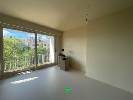 Prachtig ingericht appartement met 2 slaapkamers en terras te Roeselare - Foto 4