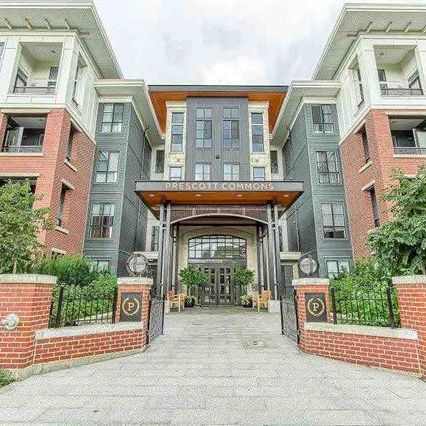 Prescott Commons - Ground Floor/Corner Unit 2 bedroom/2 Bathroom - Photo 1