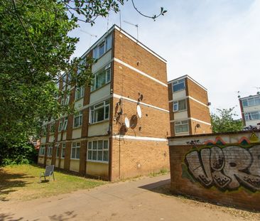 2 Bed Flat, Culworth Court, CV6 - Photo 5
