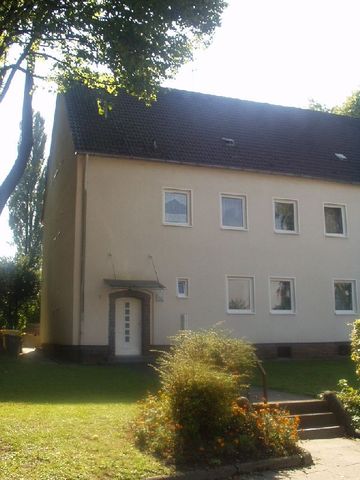 Tolle 2-Zi.-Wohnung mit Balkon und eigenem Gartenanteil in bester Lage auf der Margarethenhöhe! *** - Photo 4