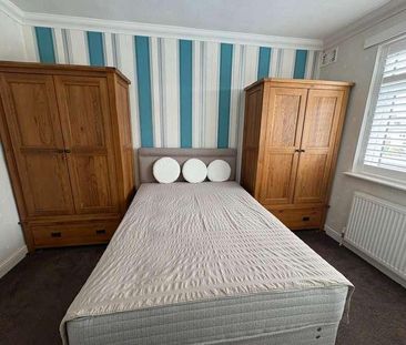 Somerville Road - Romford, RM6 - Photo 5