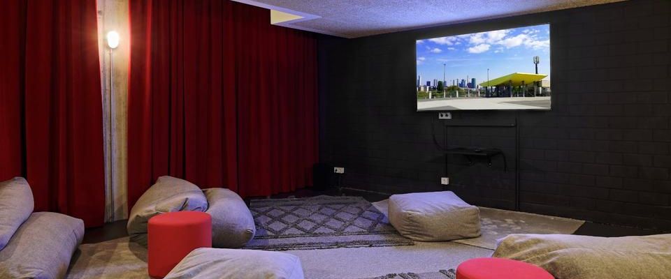 Neon Wood Student Housing in Frankfurt Riedberg - Classic Apartment - Photo 1