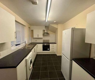 Uxbridge Road, Slough, SL2 - Photo 1